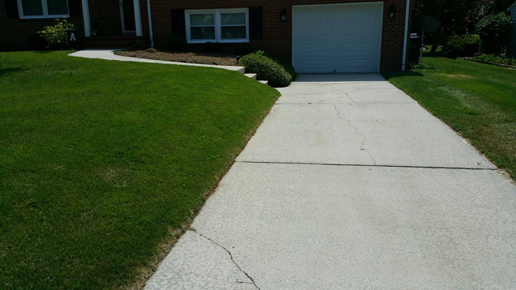 Driveway-Clean image